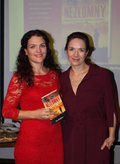 Hana Hindráková a Tereza Kostková