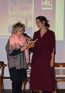 Eva Hrušková a Tereza Kostková