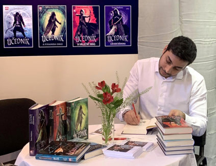 Autogramiáda autora Tarana Matharu